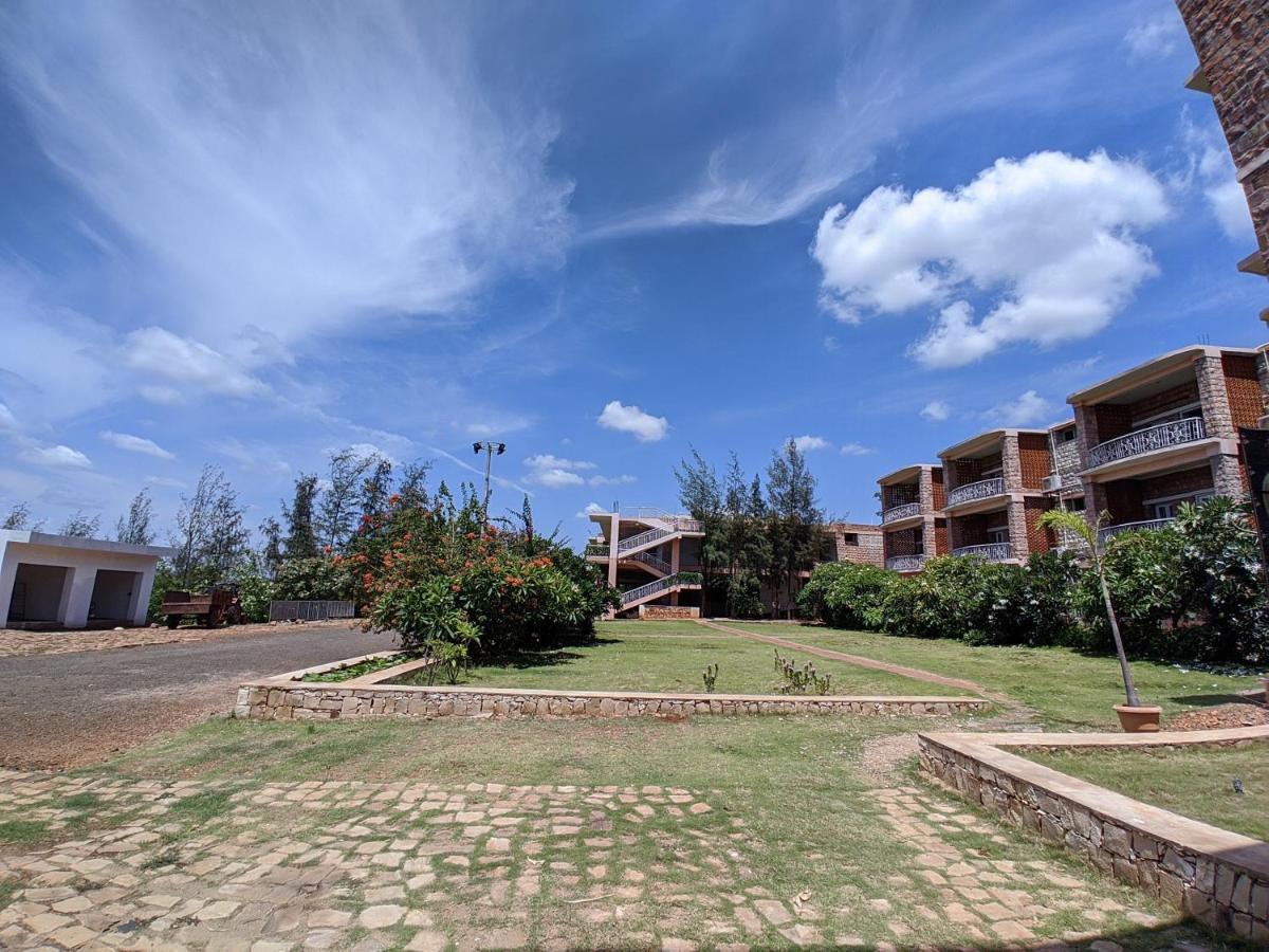 Kanthi Resorts Badami Bagalkot Экстерьер фото