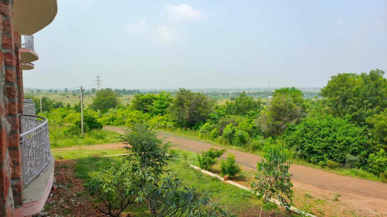 Kanthi Resorts Badami Bagalkot Экстерьер фото