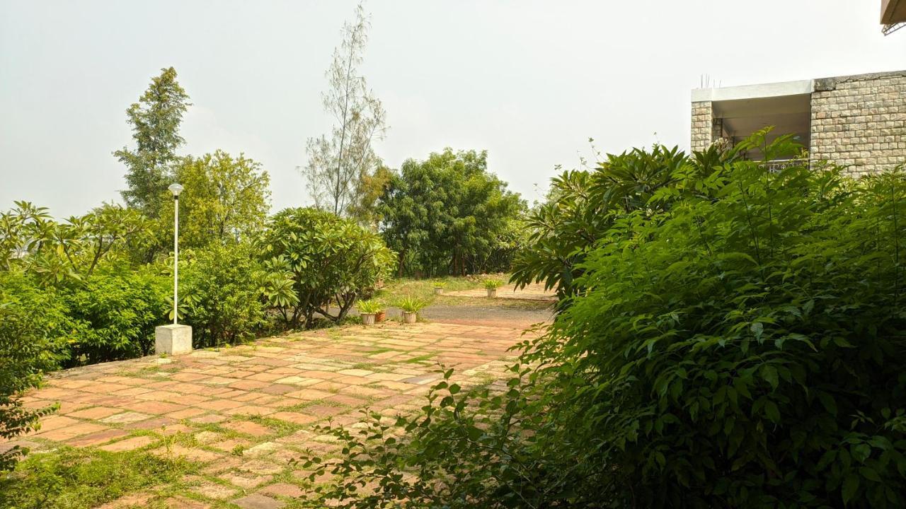 Kanthi Resorts Badami Bagalkot Экстерьер фото