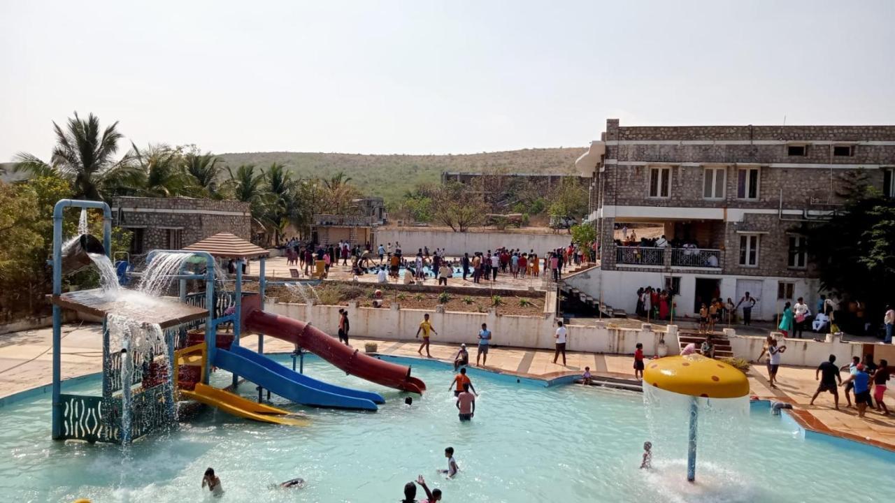 Kanthi Resorts Badami Bagalkot Экстерьер фото